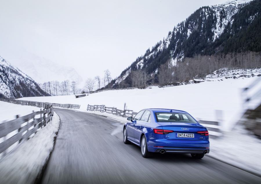 Audi A4 TFSI Ultra S-Line (B9) 2016 года  (фото 3 из 11)